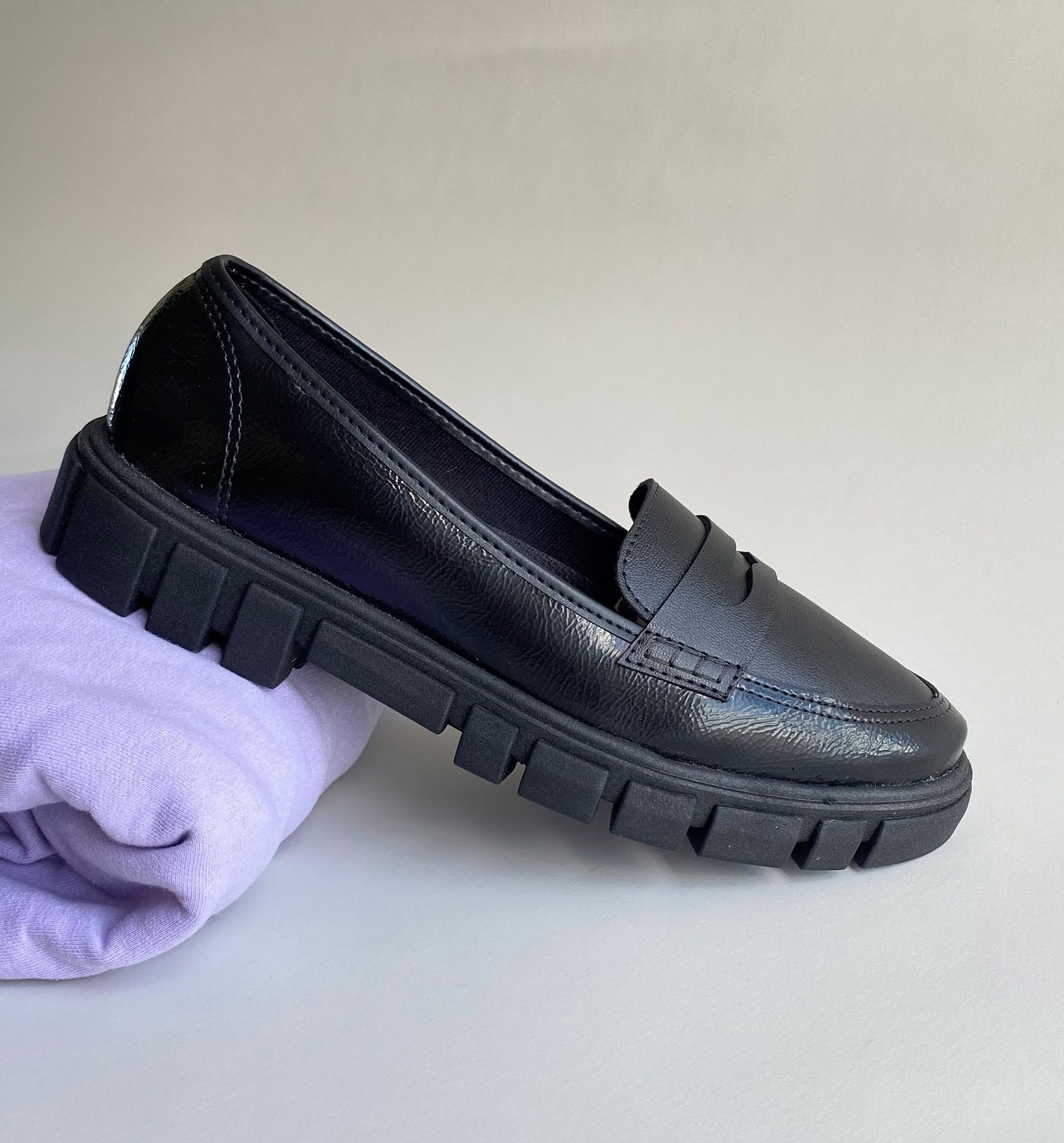 Flats Negros Verniz Moleca