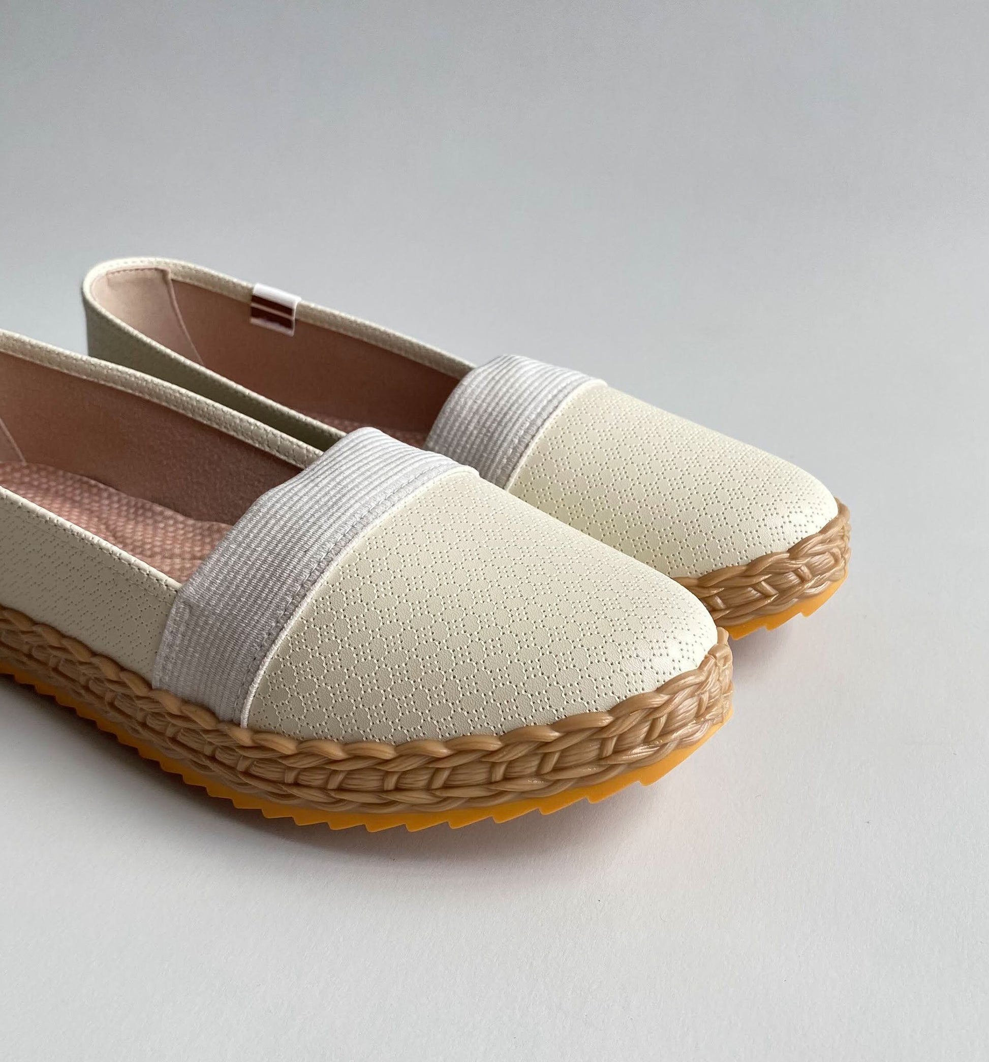 Flats Sider Crema Moleca