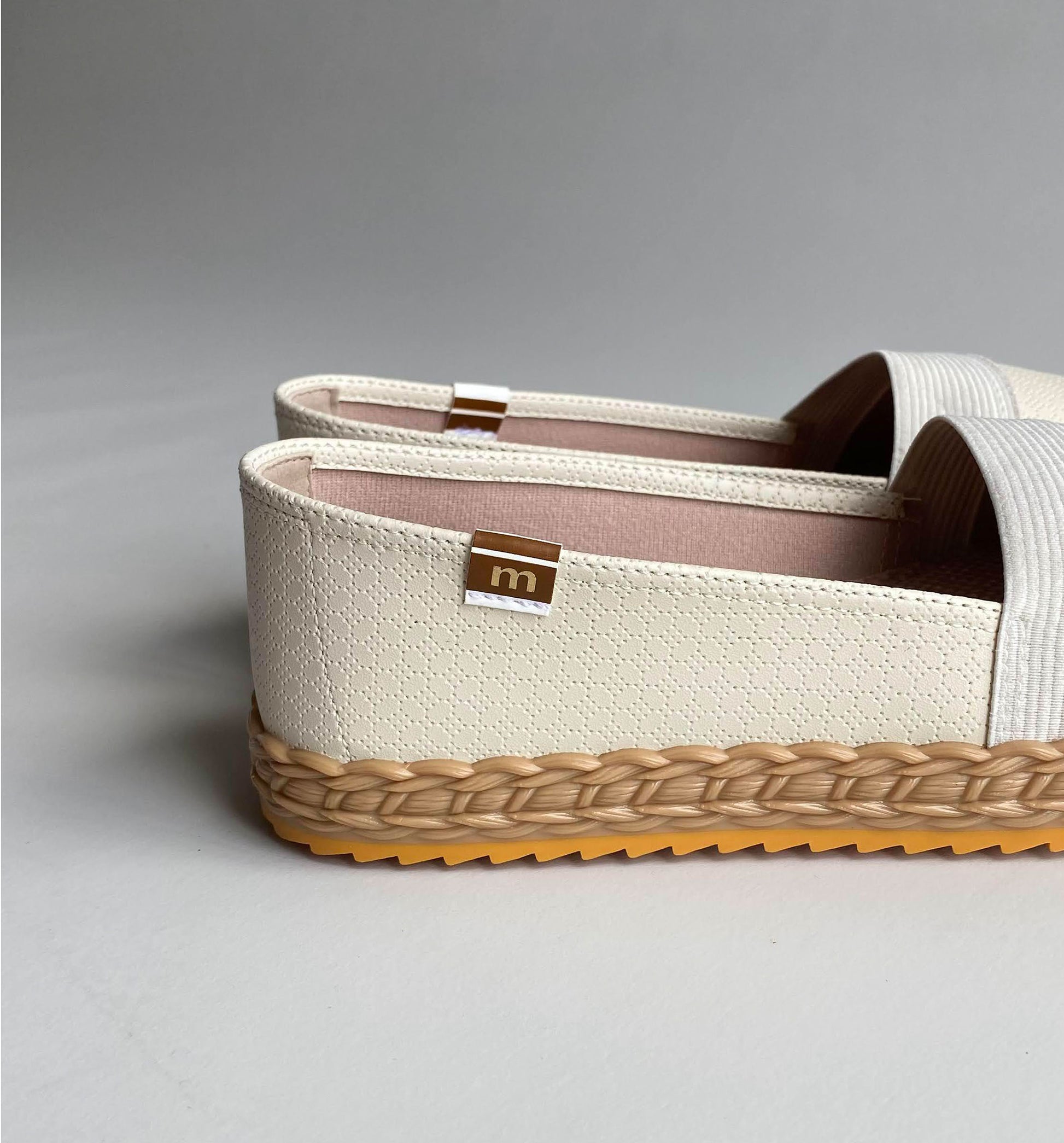 Flats Sider Crema Moleca