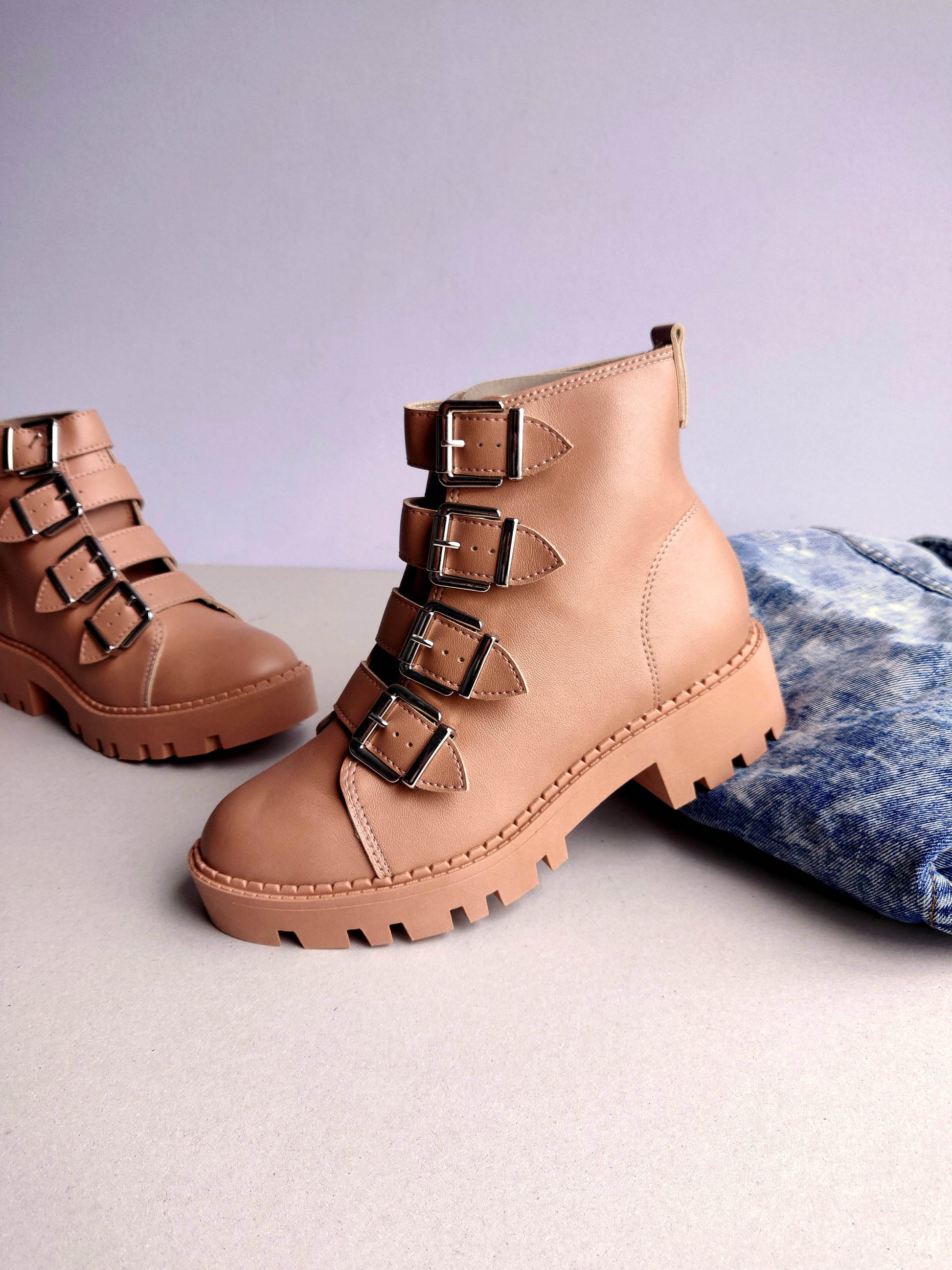 Botines Chunky Nude Moleca
