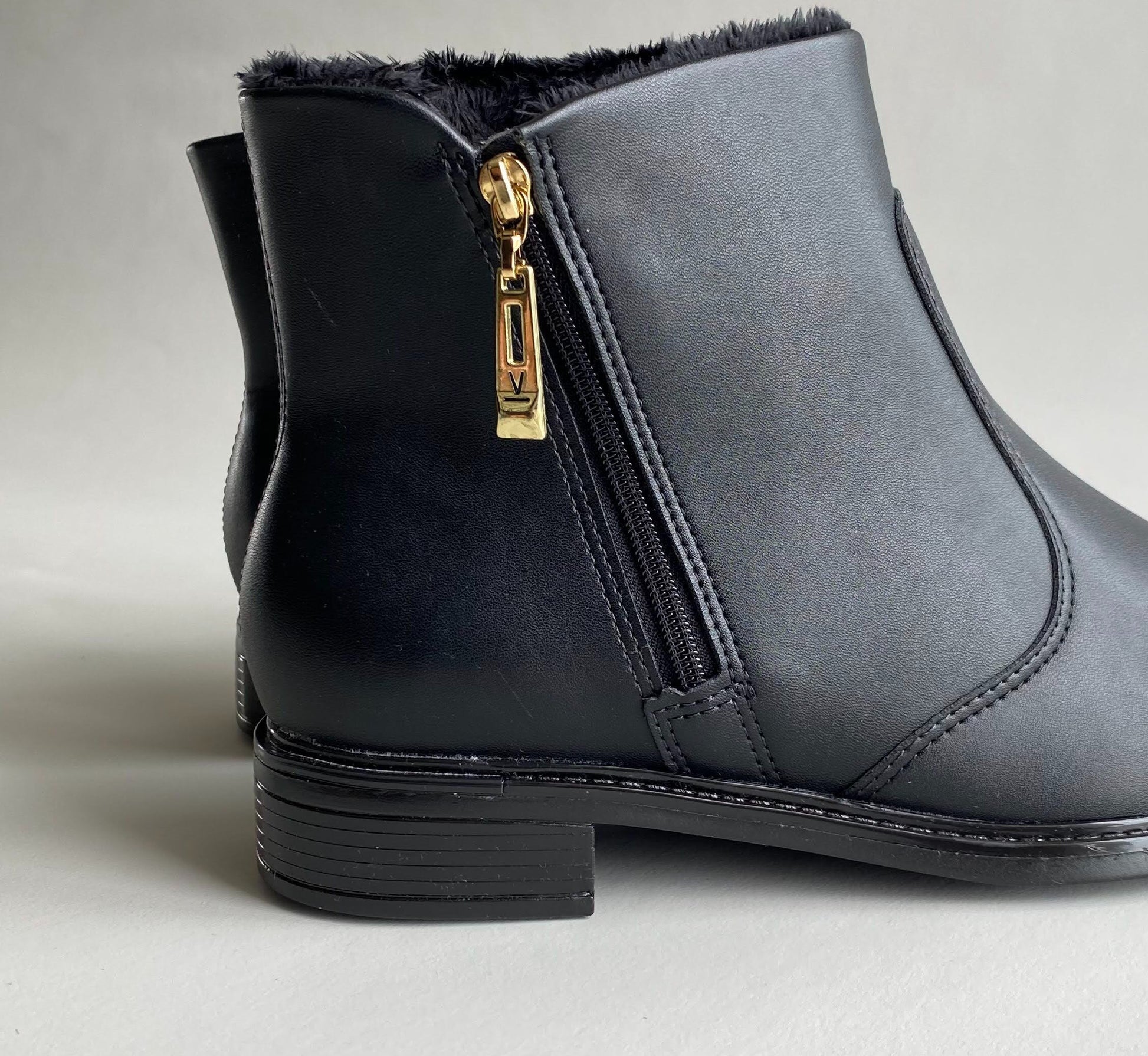 Botines Negros Vizzano