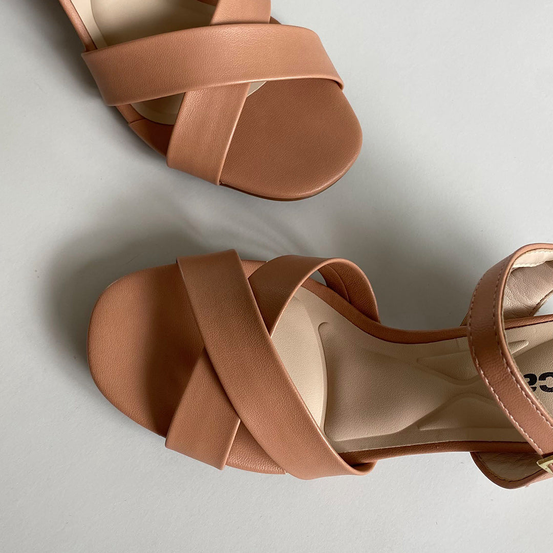 Sandalias de tacón cuadrado Moleca