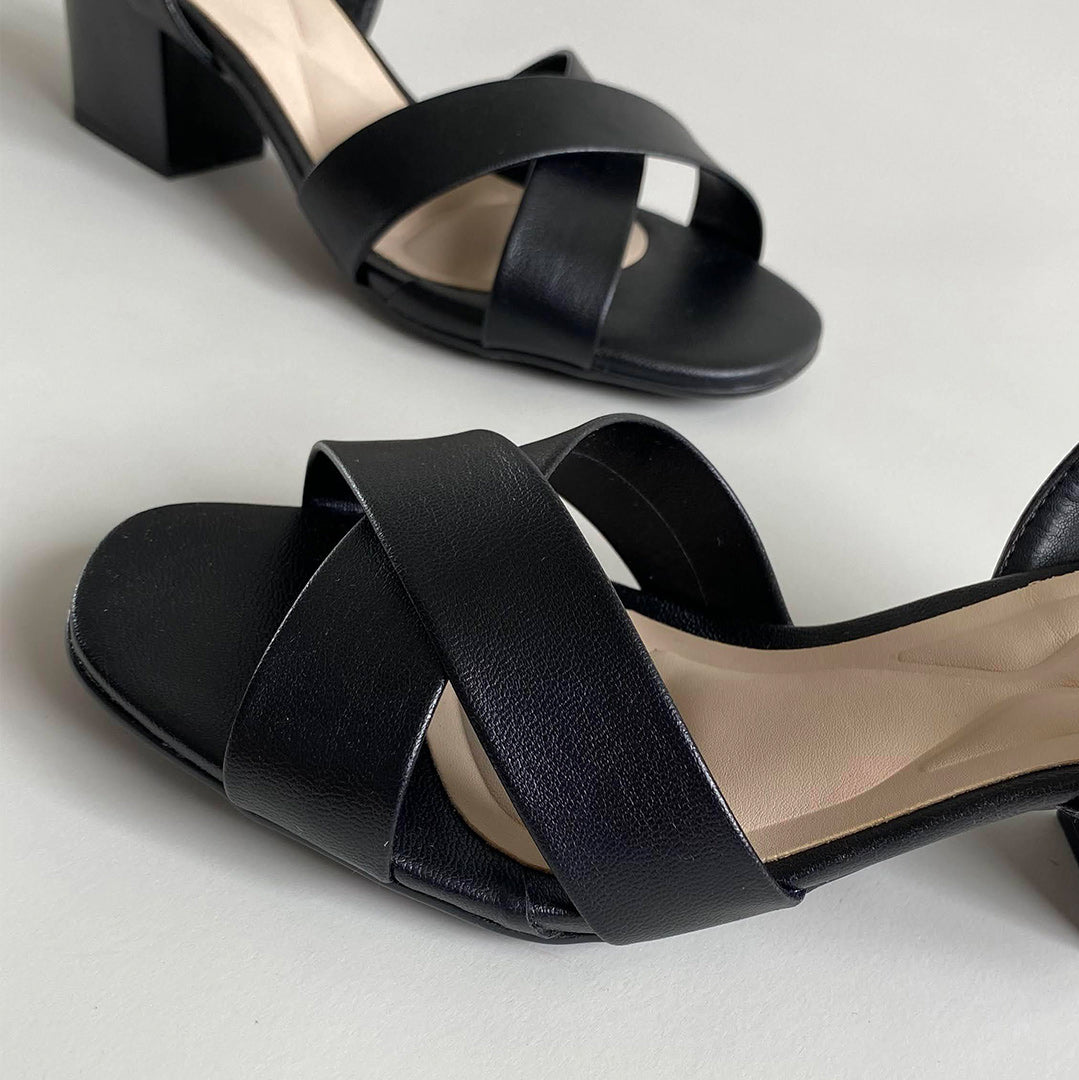 Sandalias de tacón cuadrado Moleca
