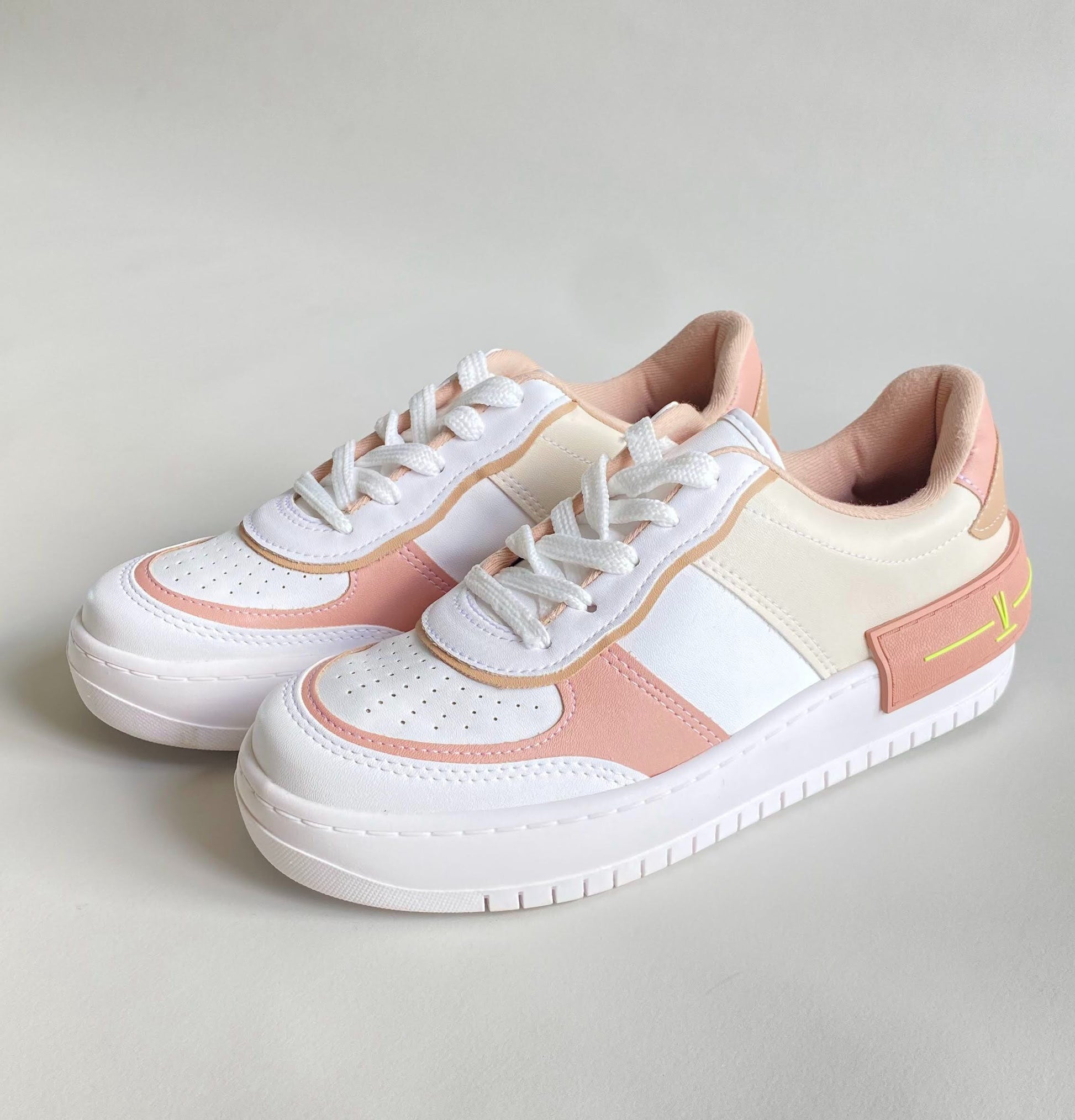 Tennis Blanco Rosa Vizzano
