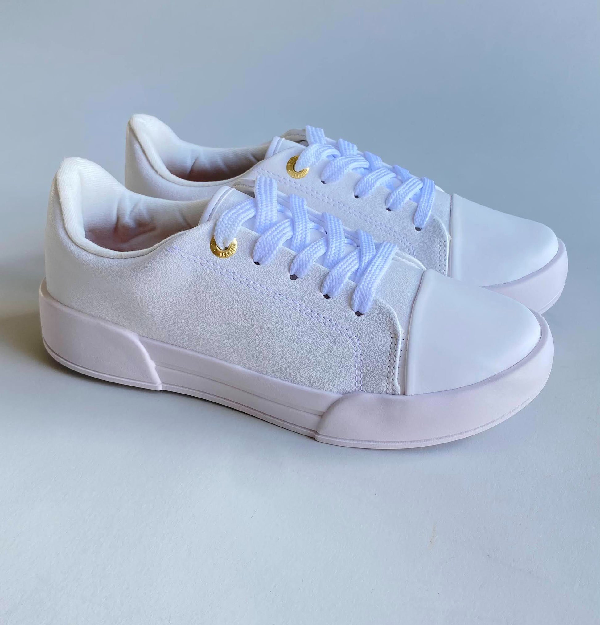 Tennis Blancas Vizzano