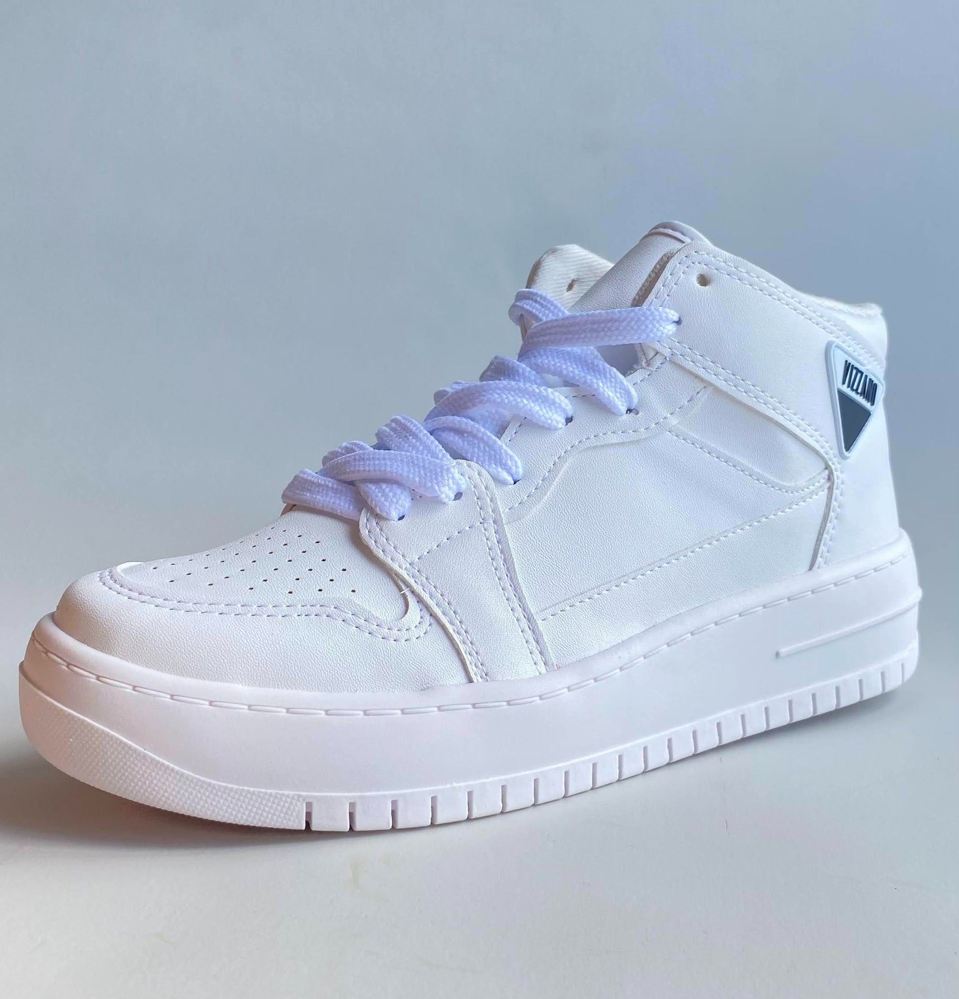 Tennis Altas Blancas Vizzano