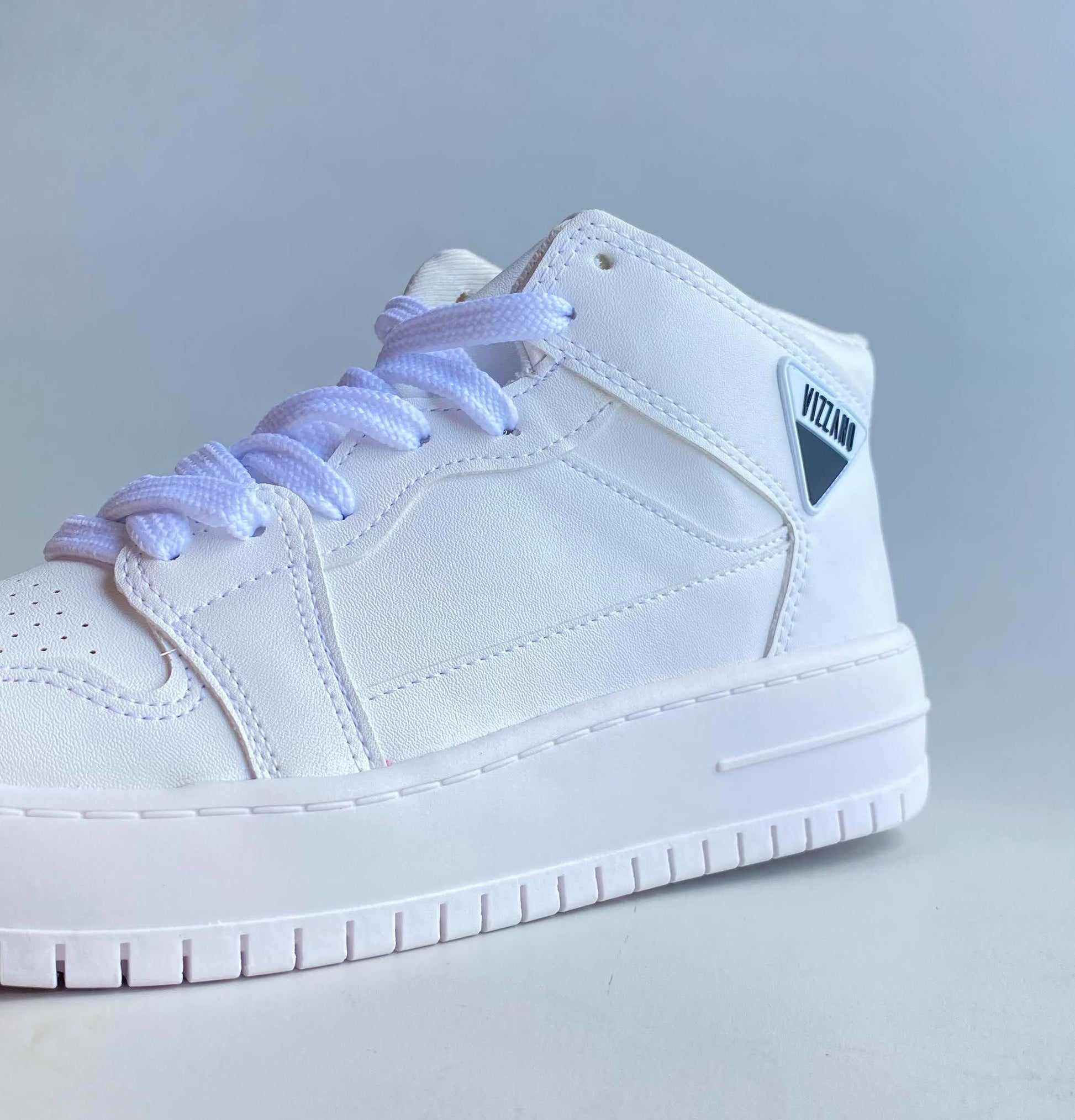 Tennis Altas Blancas Vizzano