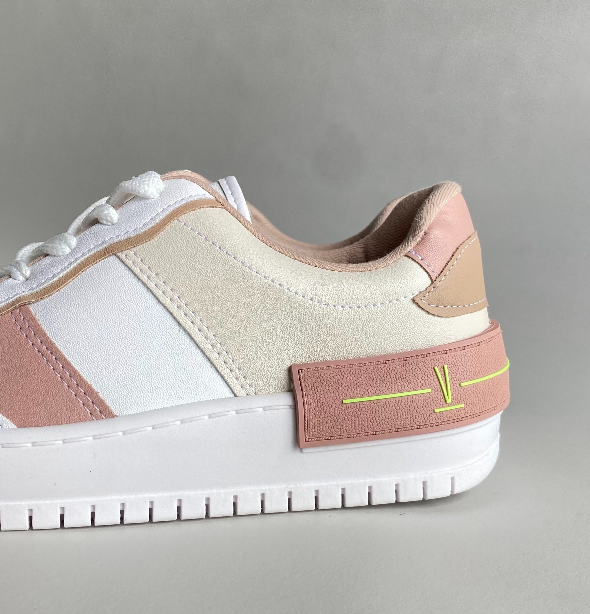 Tennis Blanco Rosa Vizzano