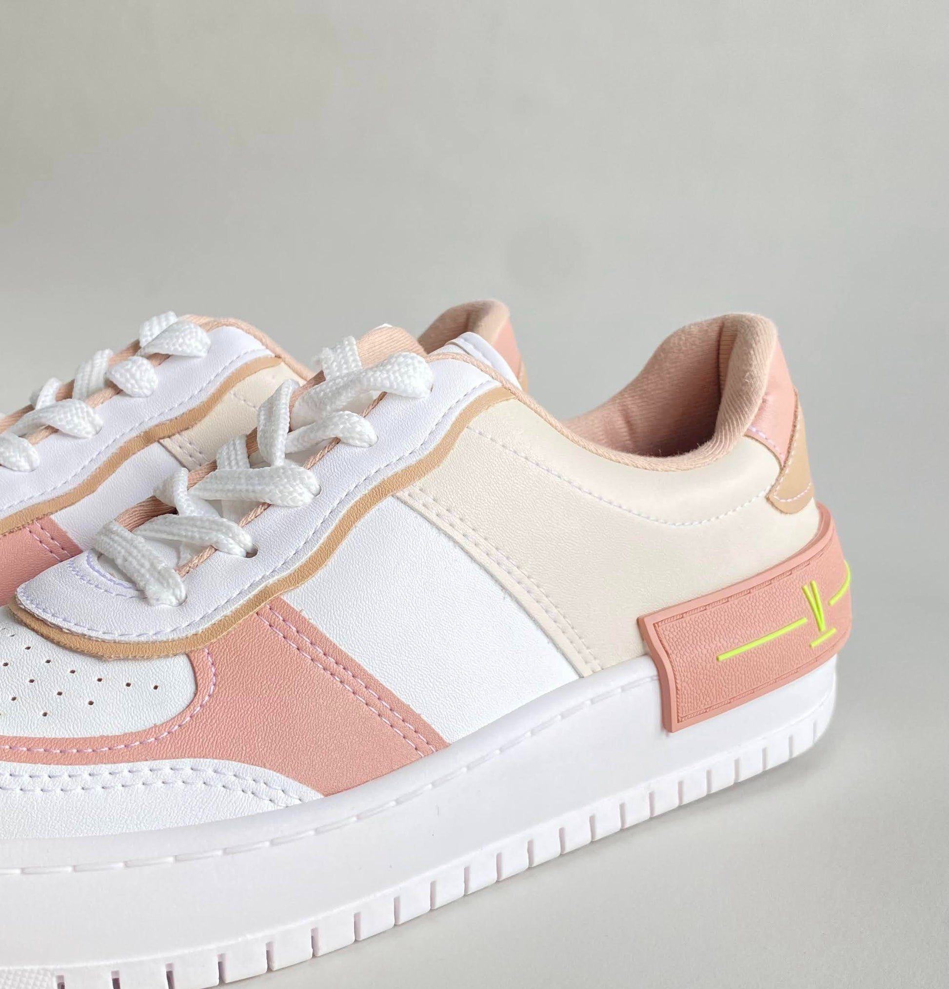 Tennis Blanco Rosa Vizzano