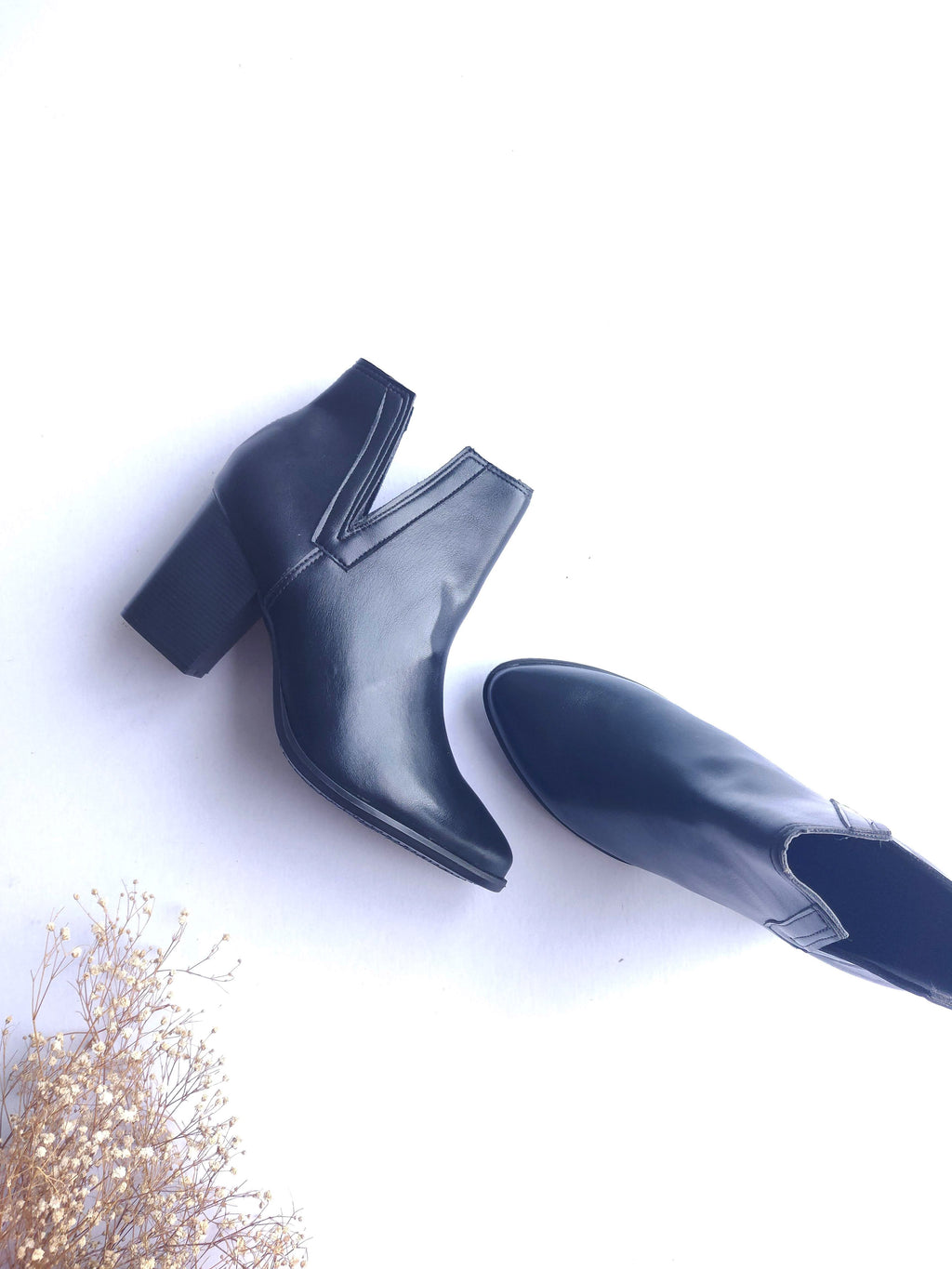 Botines Negros en punta Beira Rio