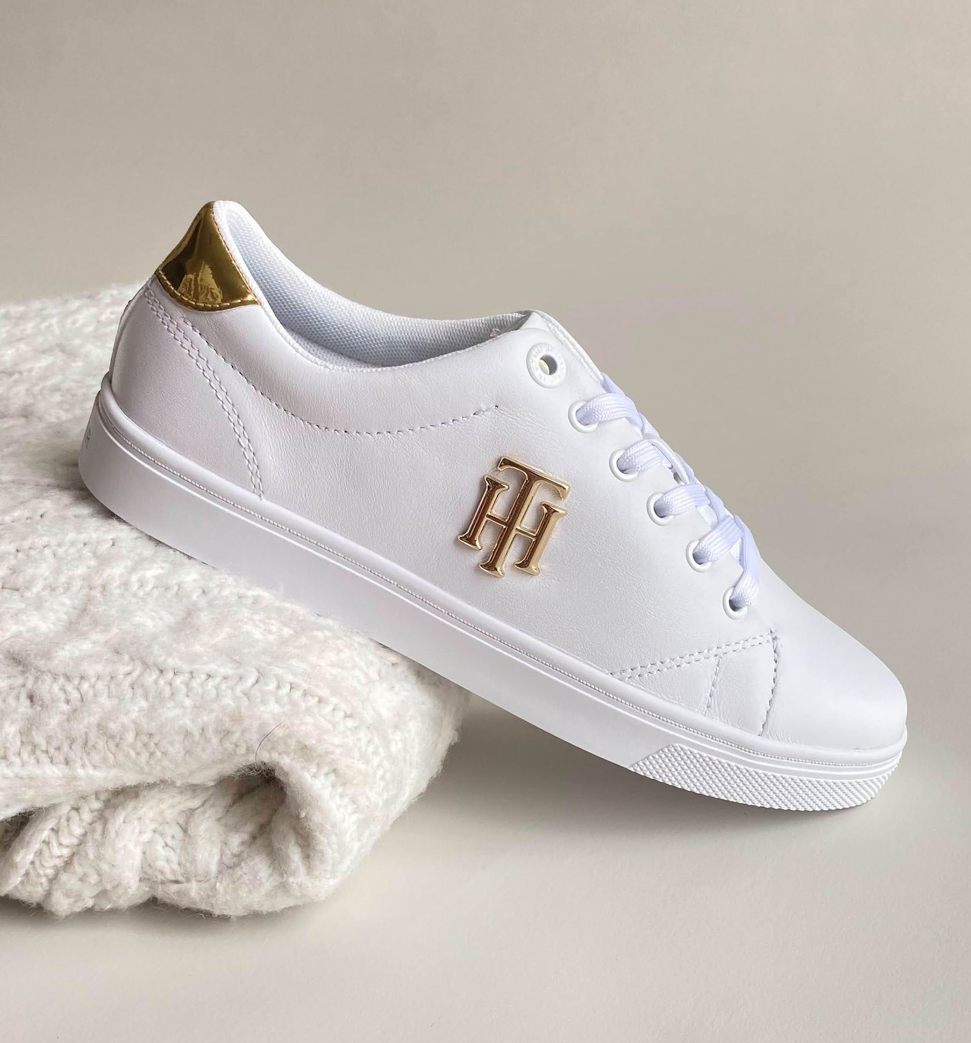 Tennis Tommy Hilfiger Monogram Gold