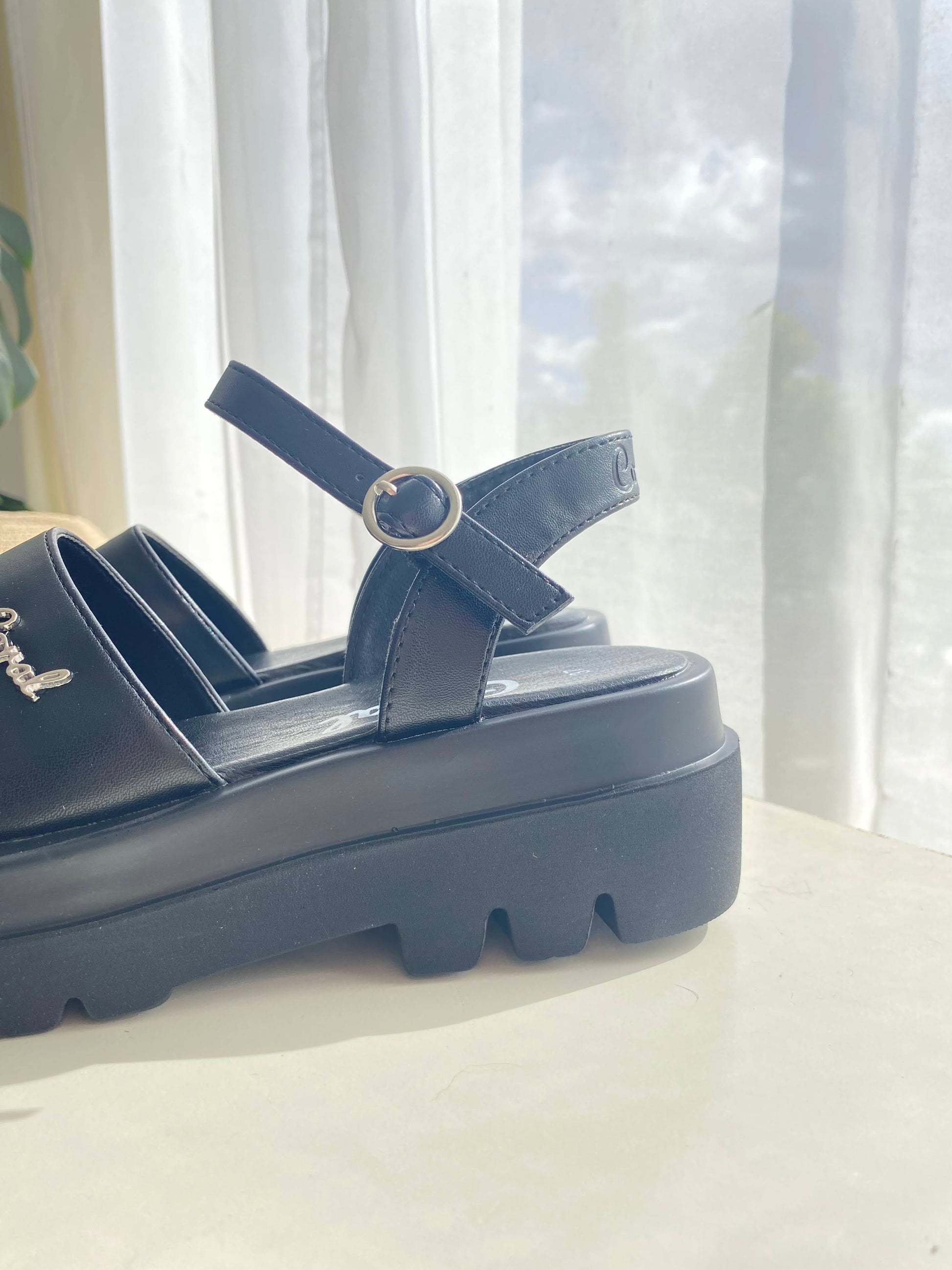 Sandalias CORAL FIONA BLACK GLOSS