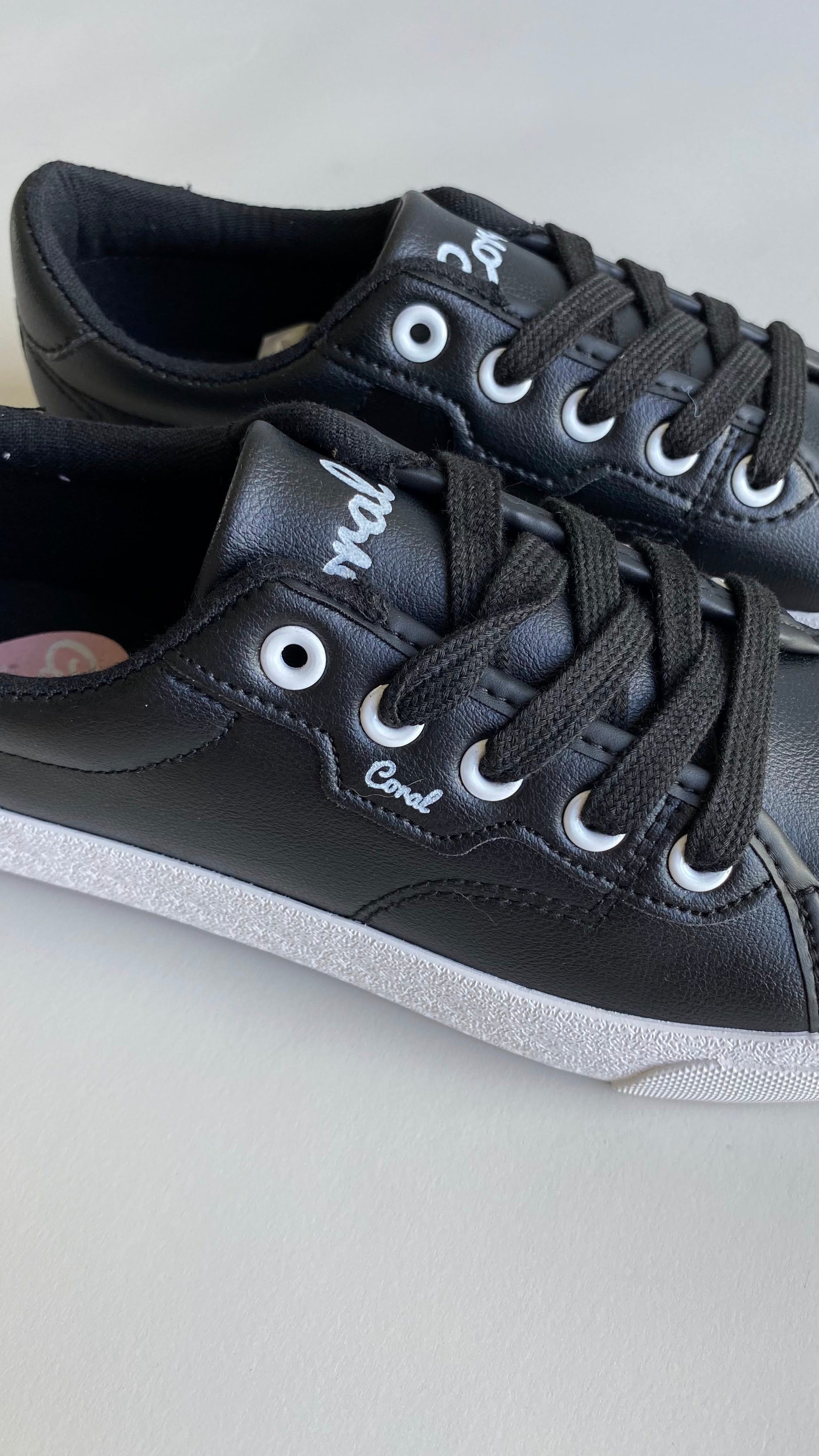 Tennis Sienna Black Coral