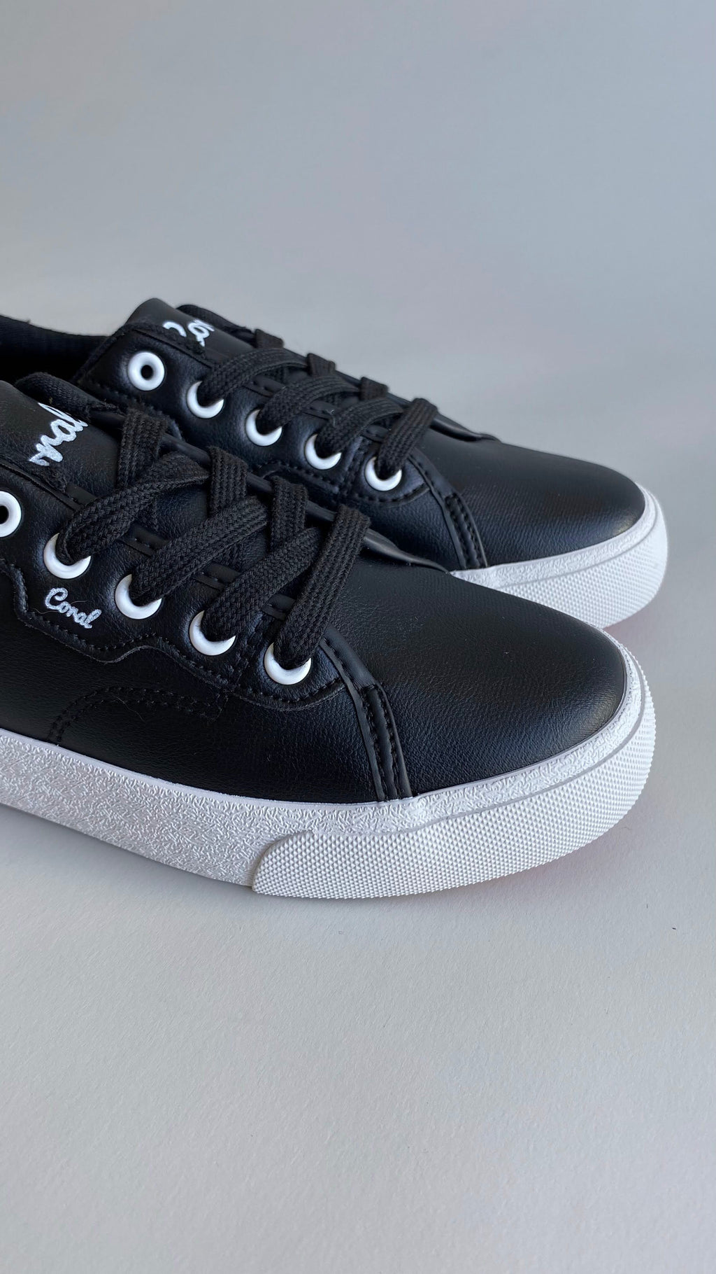 Tennis Sienna Black Coral