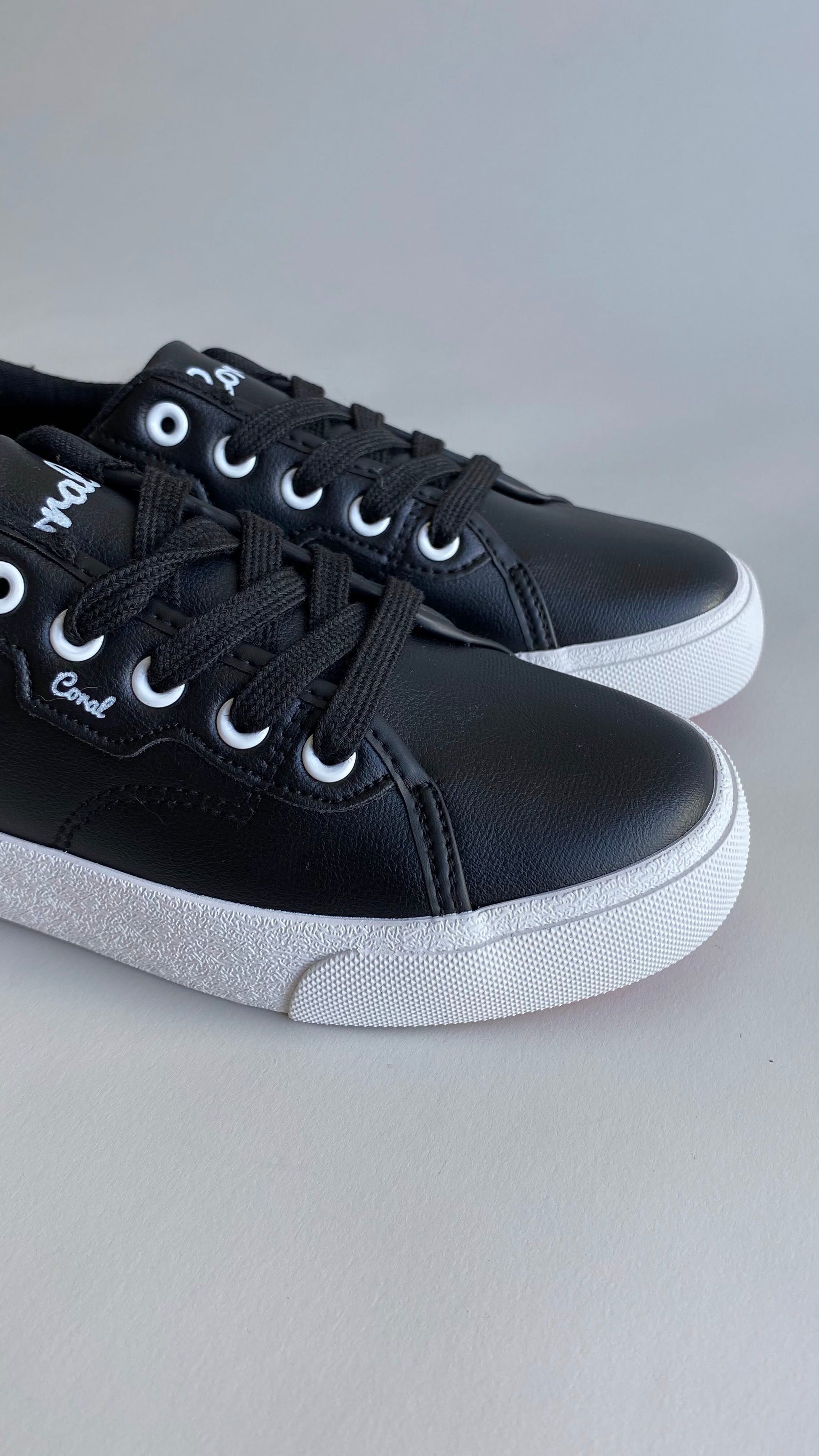 Tennis Sienna Black Coral