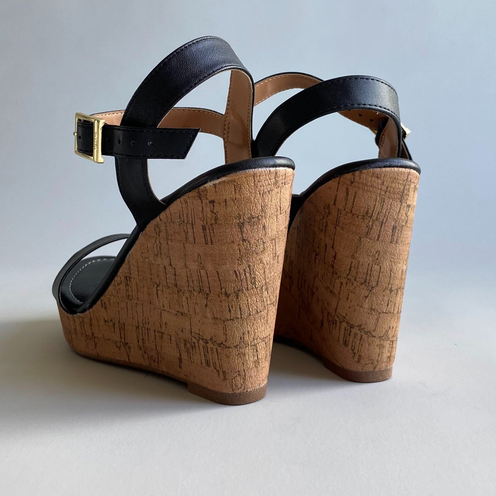 Sandalias de cuña Vizzano