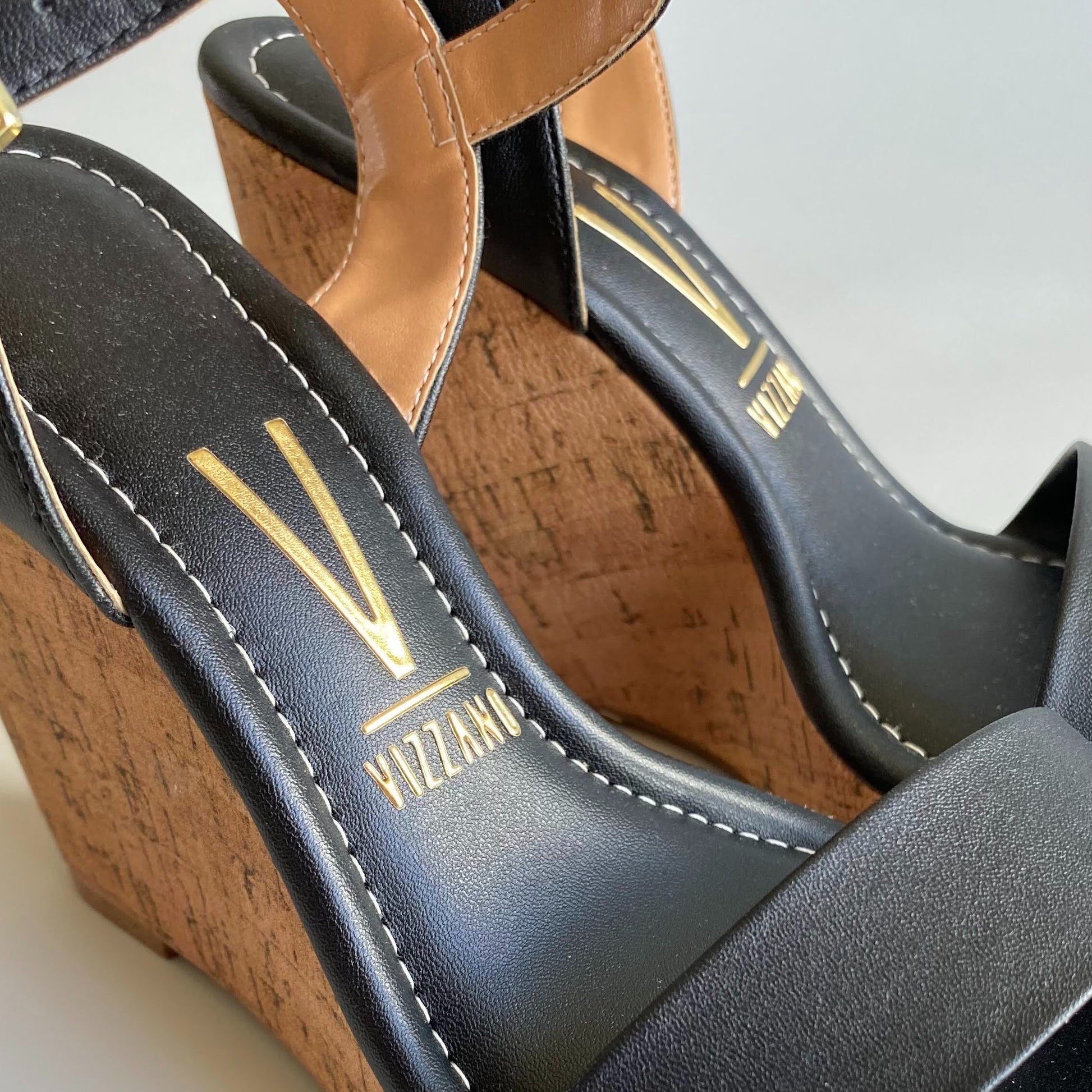 Sandalias de cuña Vizzano