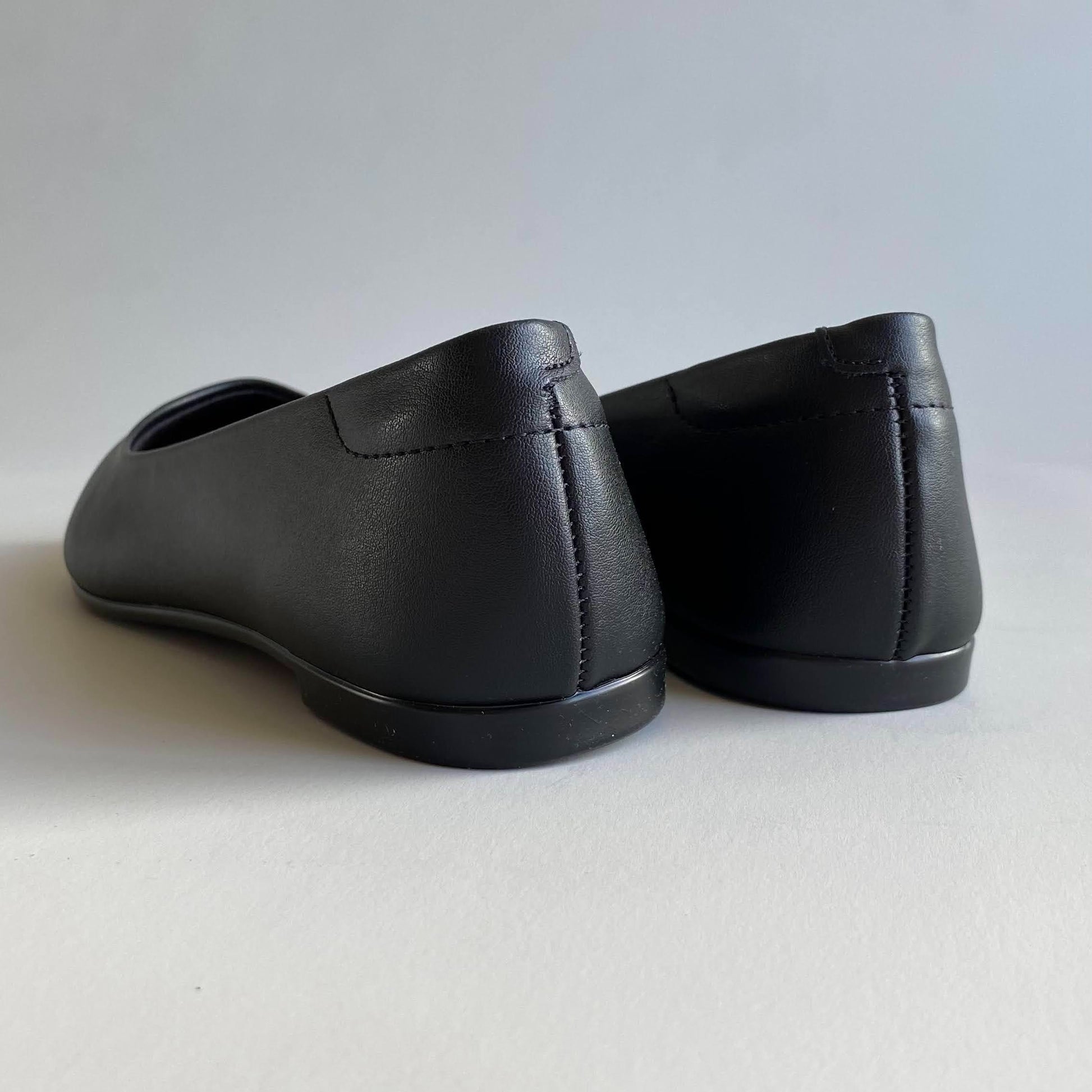 Flats Negros Sardehna Moleca