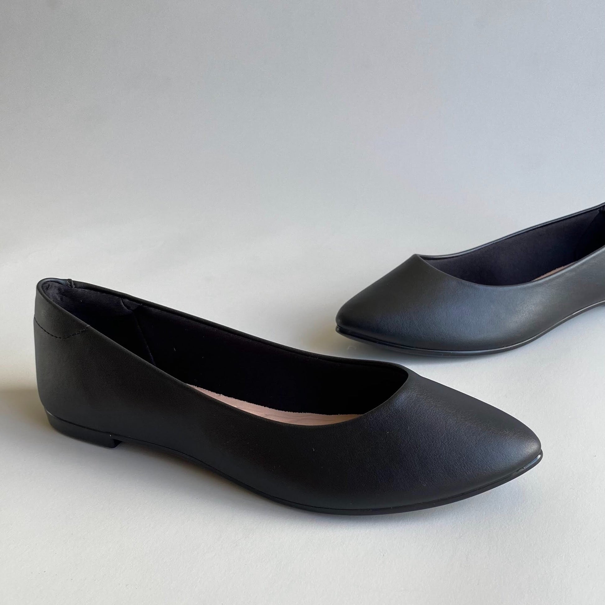 Flats Negros Sardehna Moleca