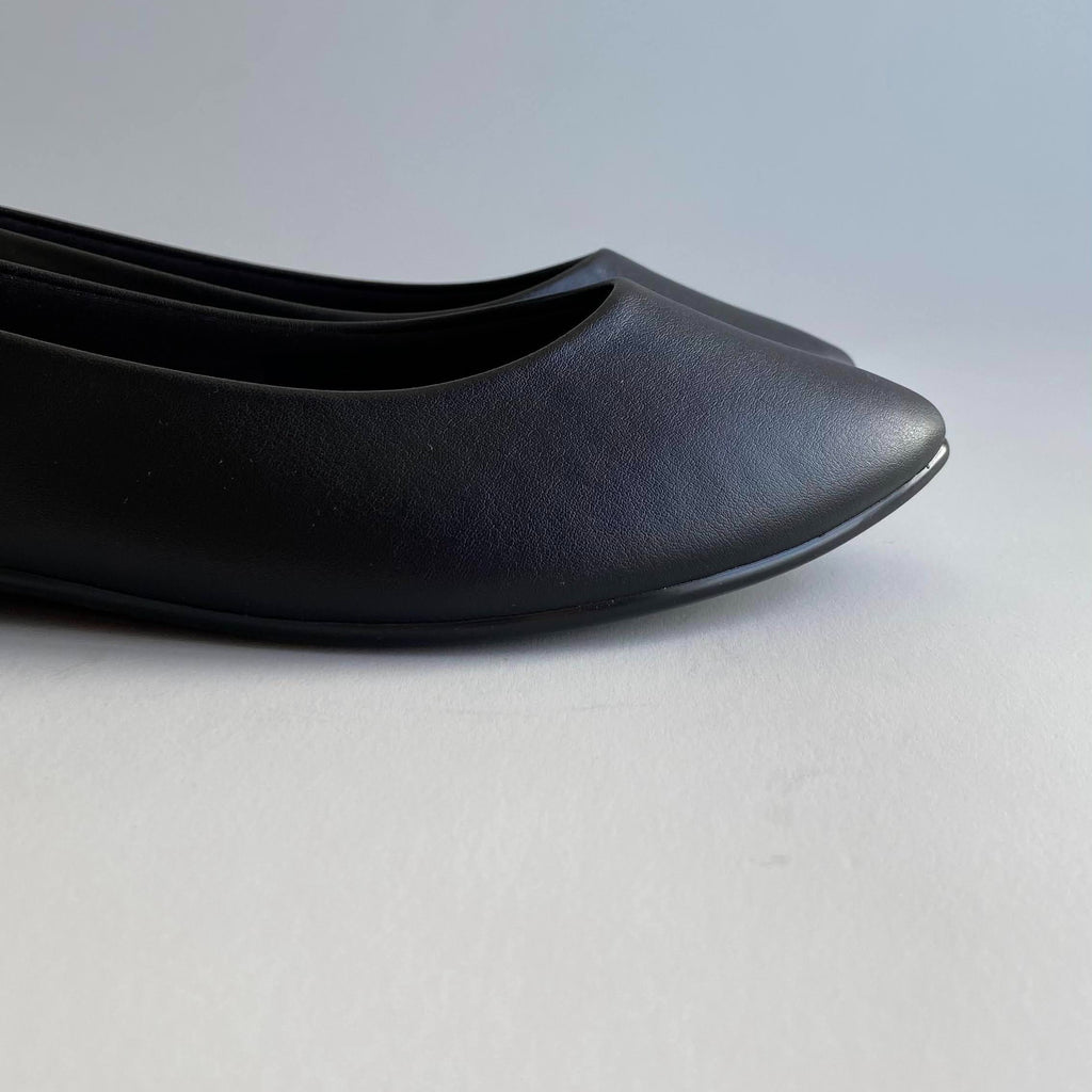 Flats Negros Sardehna Moleca