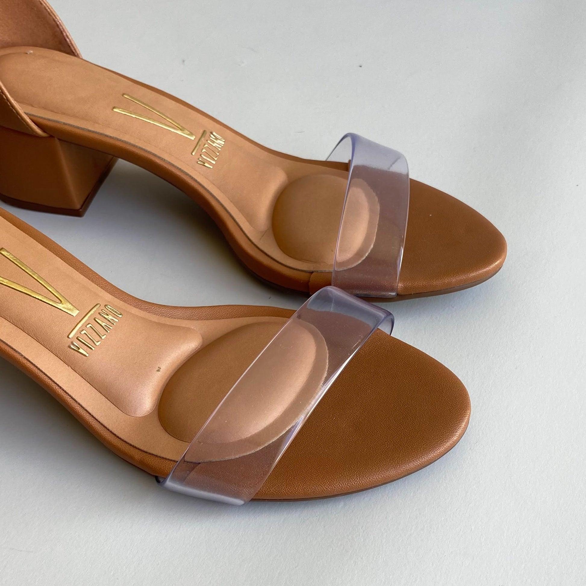 Sandalias tira camel transparente Vizzano