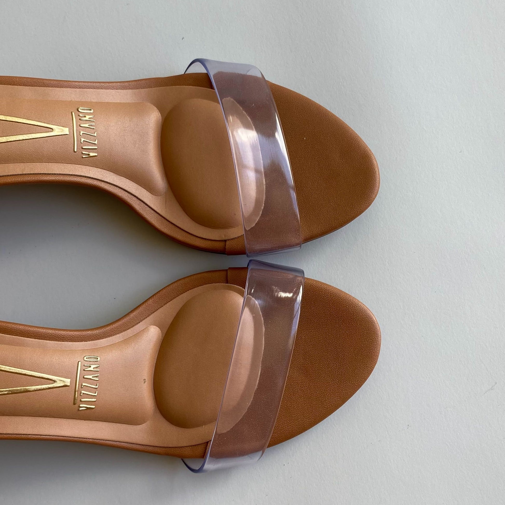 Sandalias tira camel transparente Vizzano