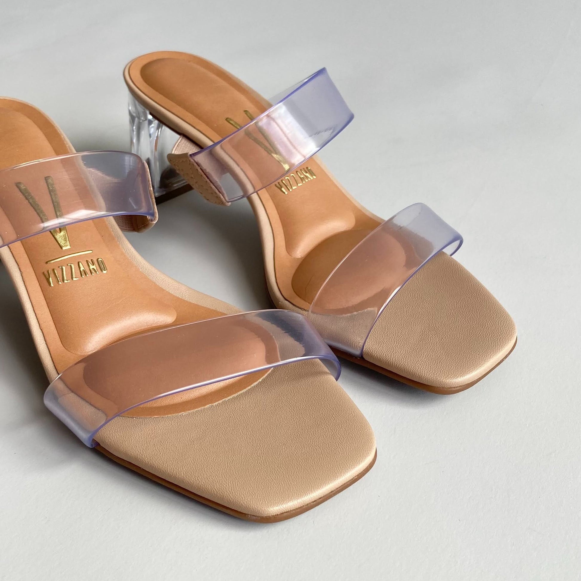 Sandalias de tacón transparente beige Vizzano