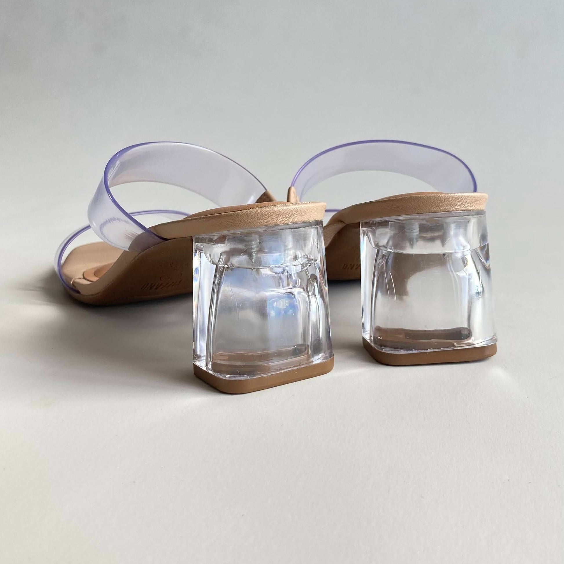 Sandalias de tacón transparente beige Vizzano