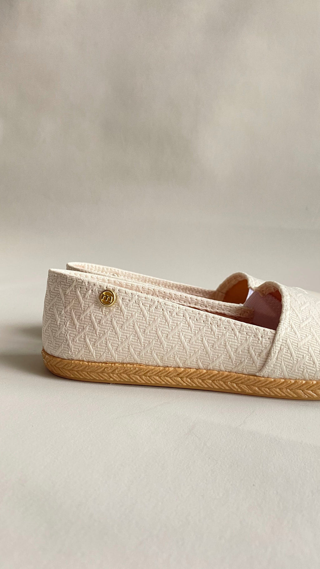 Flats Sider Crema de Tela Moleca