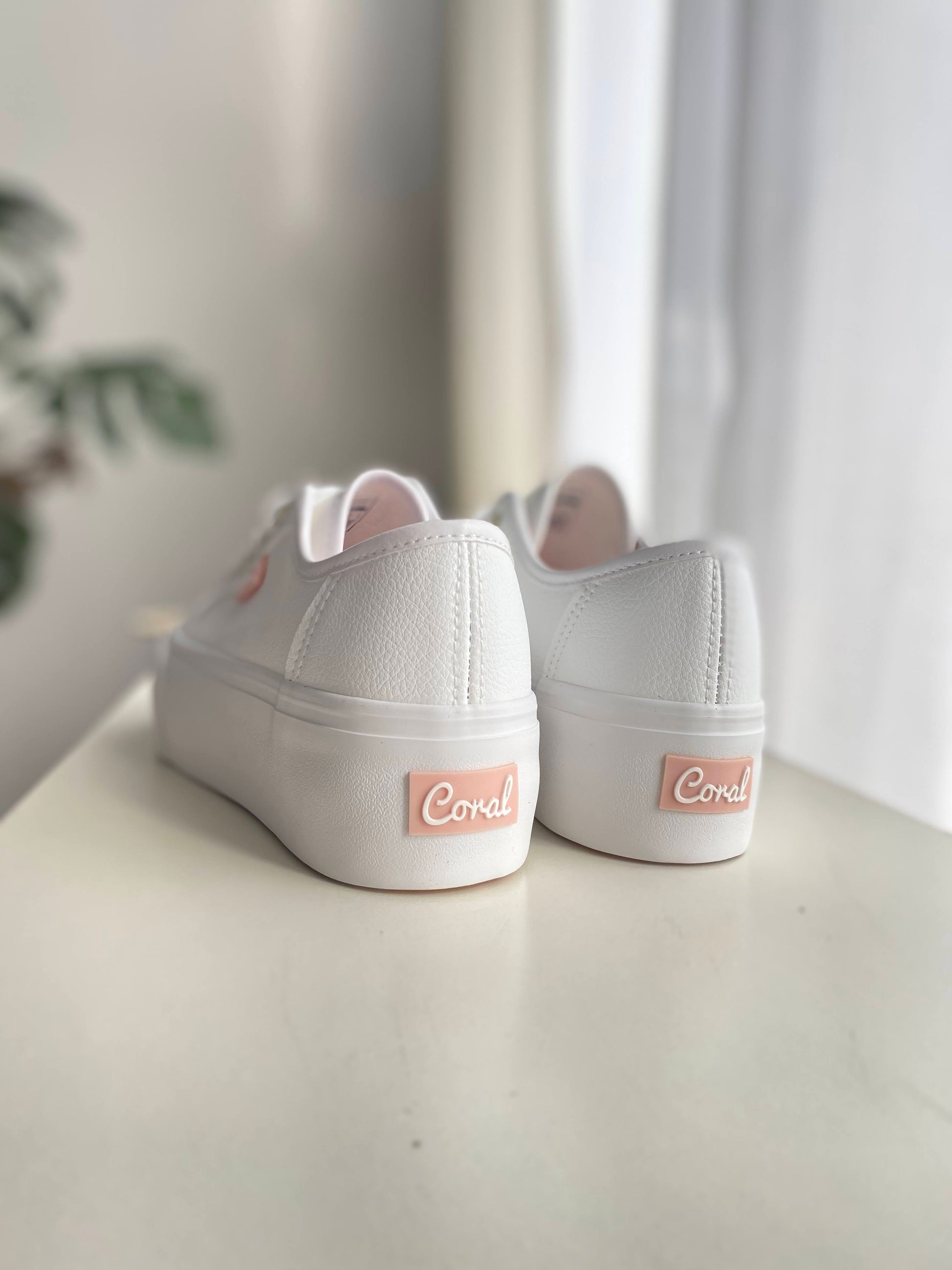 Tennis Isamu White White Coral