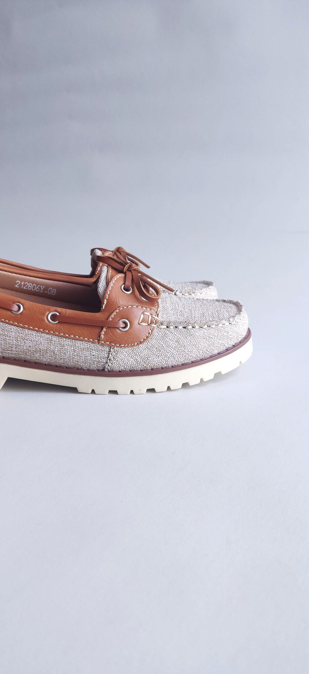 Topsider Beige/Camel Flats Mios